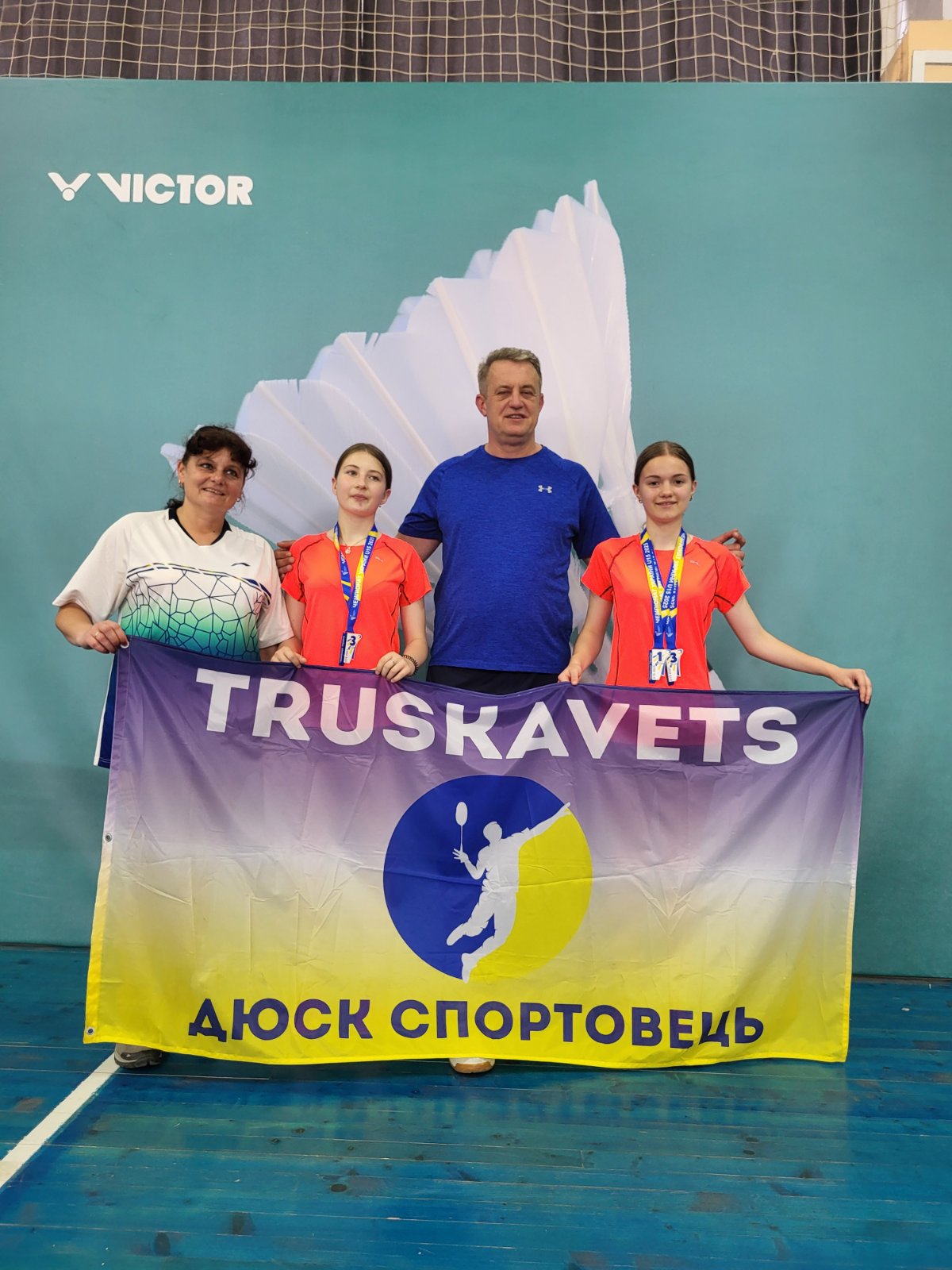 Вихованки Трускавецького ДЮСК «СПОРТОВЕЦЬ» - чемпіони та бронзові призери чемпіонату України з бадмінтону! 7 5